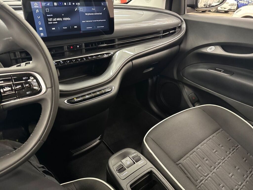 Fiat 500e 2023 