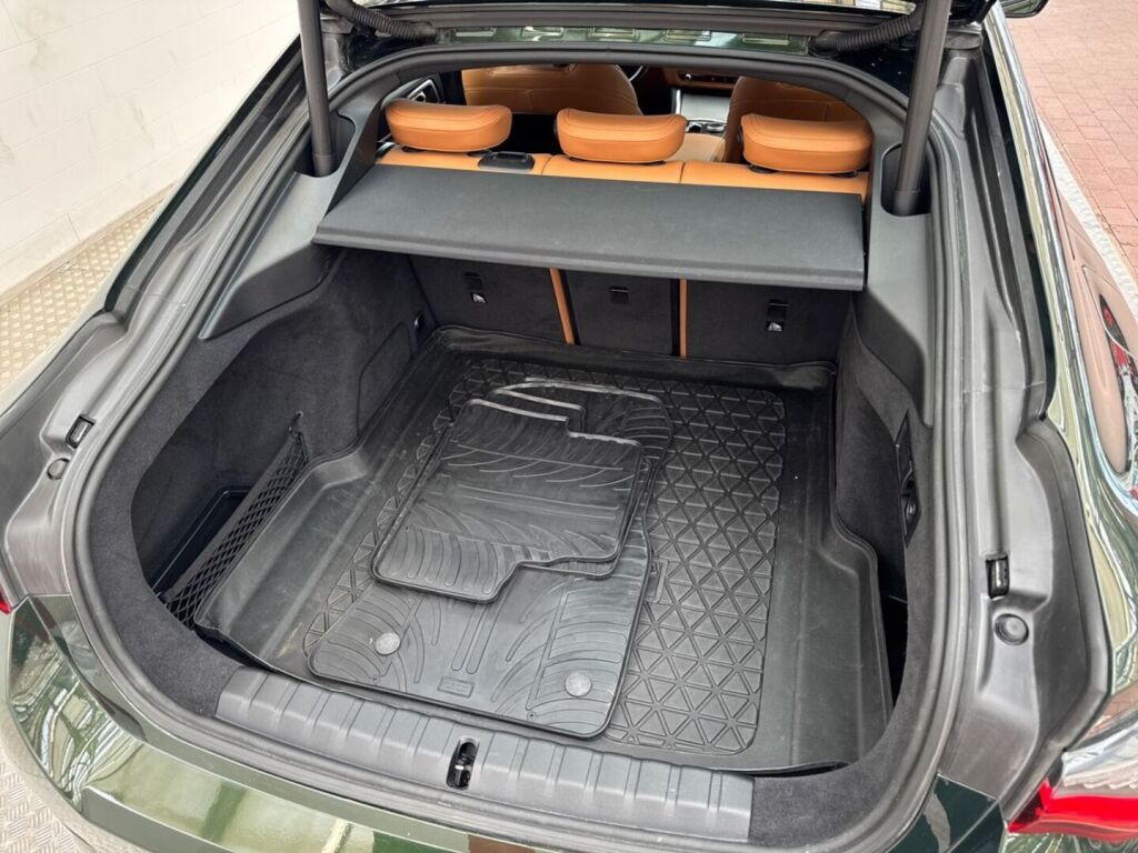 BMW i4 M50 2024 Metalli vihreä(Sanremo Green)