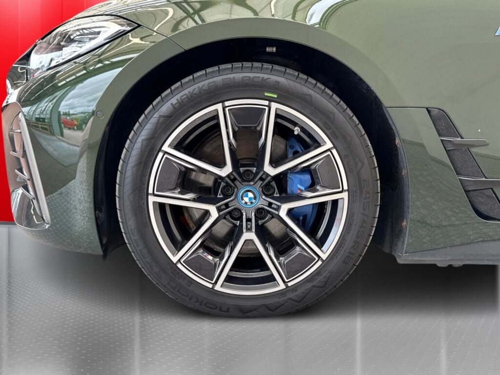 BMW i4 M50 2024 Metalli vihreä(Sanremo Green)