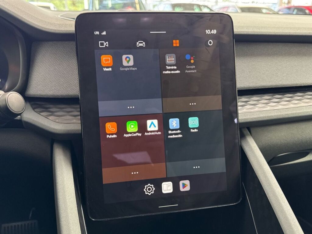 Polestar 2 2023 Metalli harmaa
