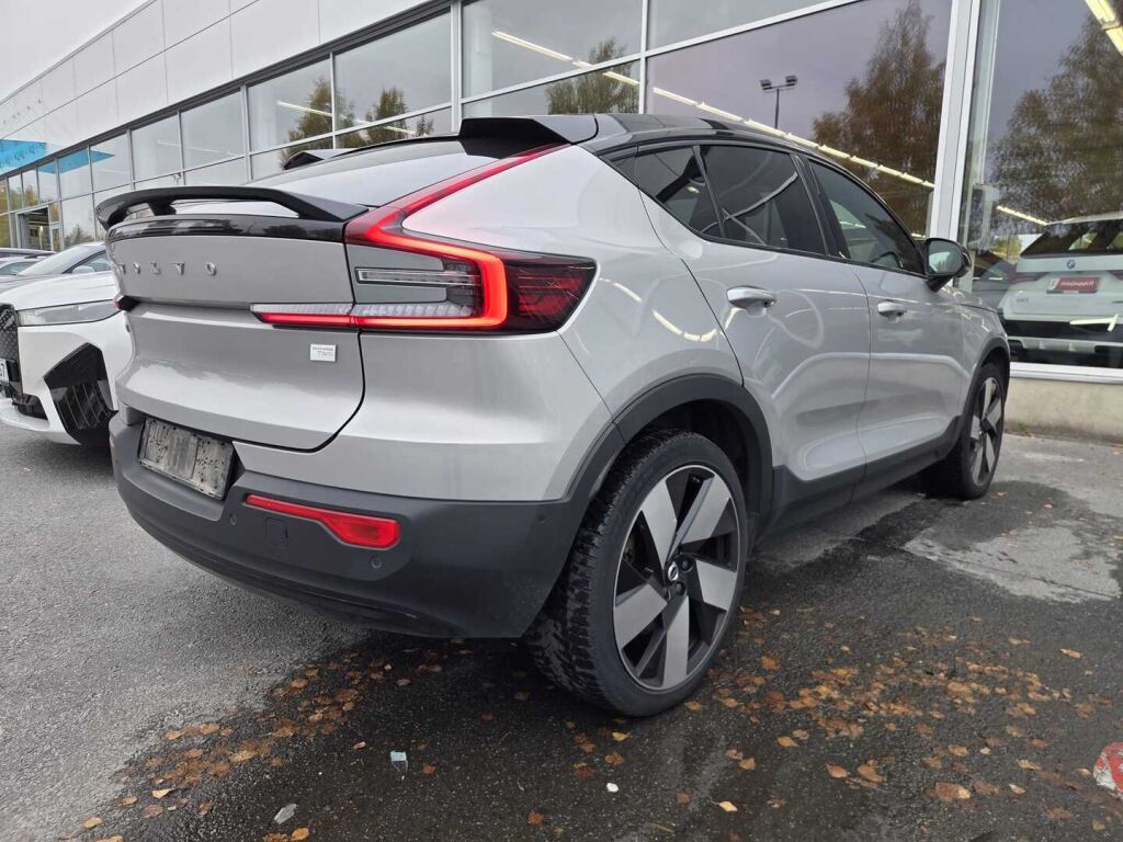 Volvo C40 2022 Hopea (Silver Dawn)
