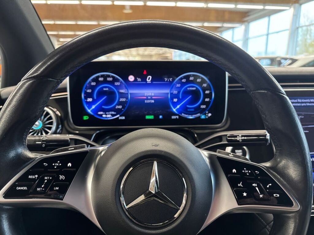 Mercedes-Benz EQE 2023 Valkoinen (Polar White)