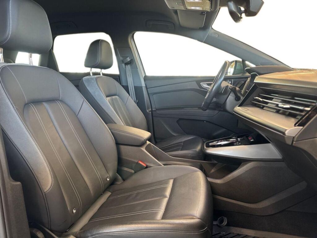 Audi Q4 e-tron 2023 Harmaa (Typhoon Grey Metallic)