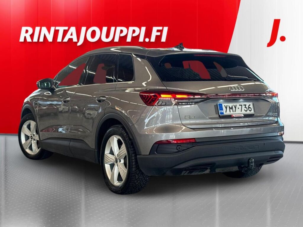 Audi Q4 e-tron 2023 Harmaa (Typhoon Grey Metallic)