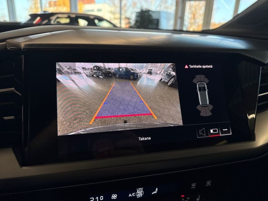 Audi Q4 e-tron 2023 Harmaa (Typhoon Grey Metallic)