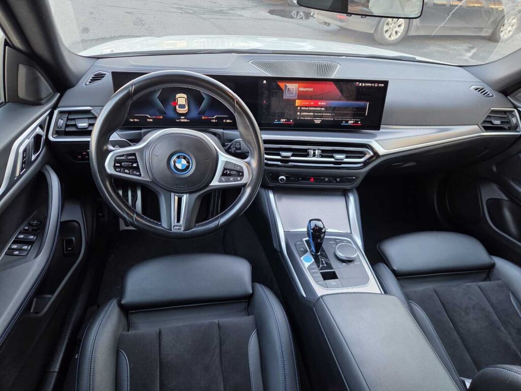 BMW I4 M50 2022 Valkoinen (Alpine White 3)