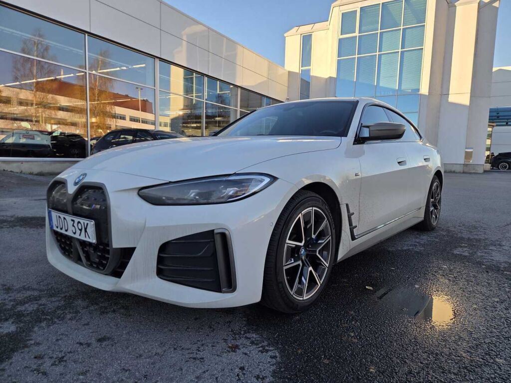BMW I4 M50 2022 Valkoinen (Alpine White 3)