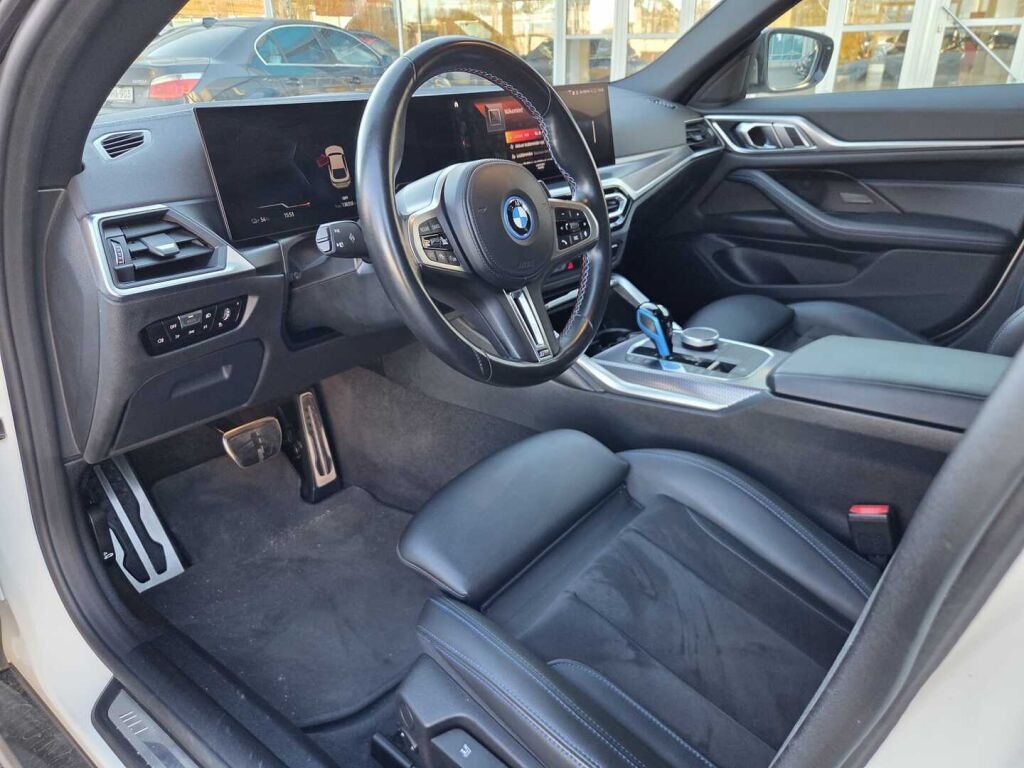 BMW I4 M50 2022 Valkoinen (Alpine White 3)