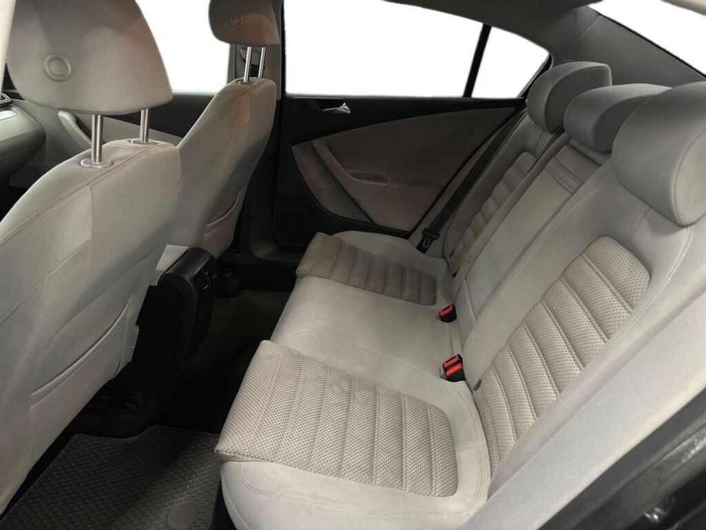 Volkswagen Passat 2008 Ruskea (beige)