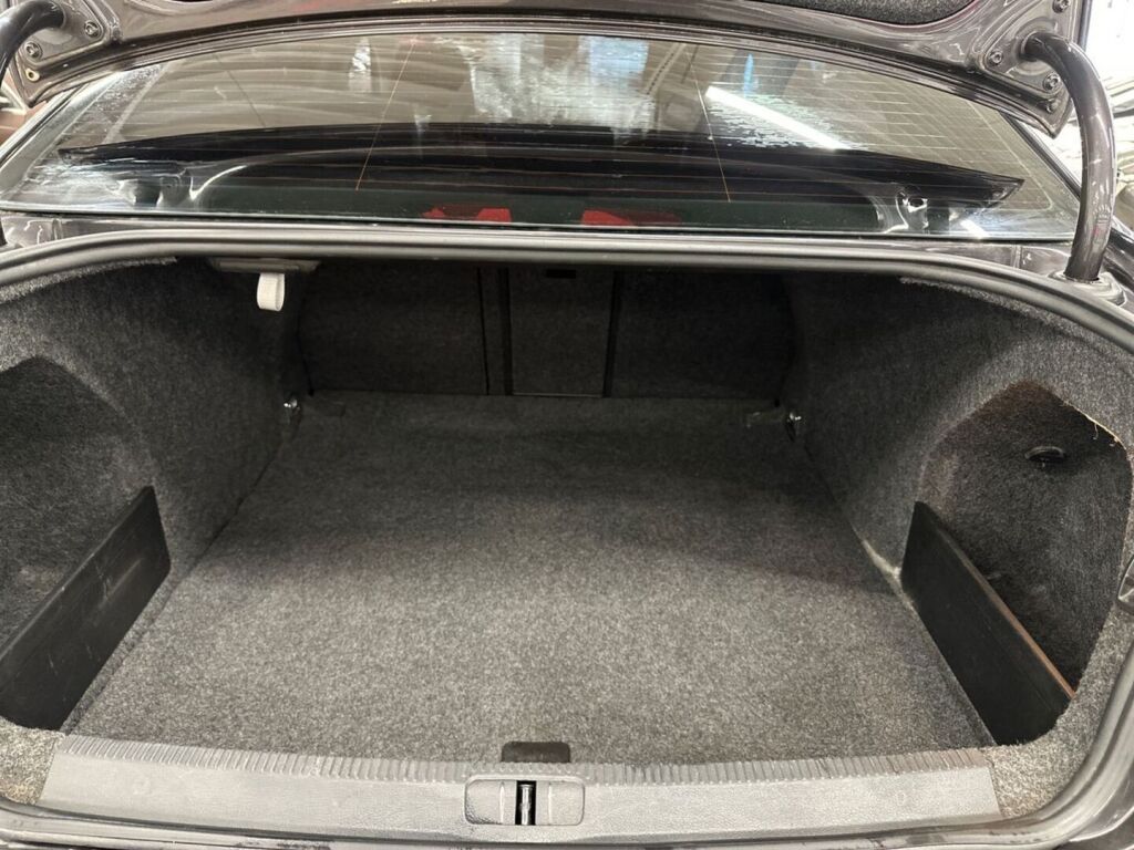 Volkswagen Passat 2008 Ruskea (beige)