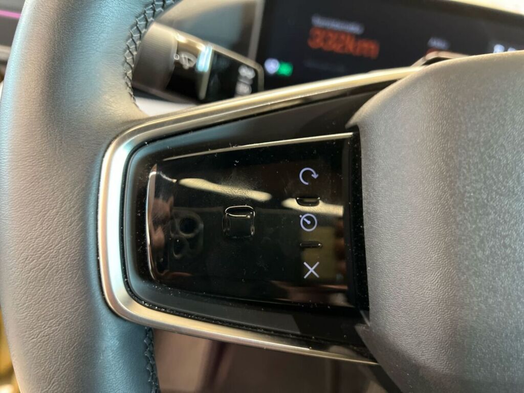 Polestar 4 2025 