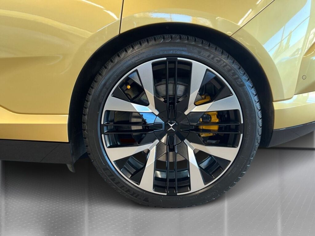 Polestar 4 2025 