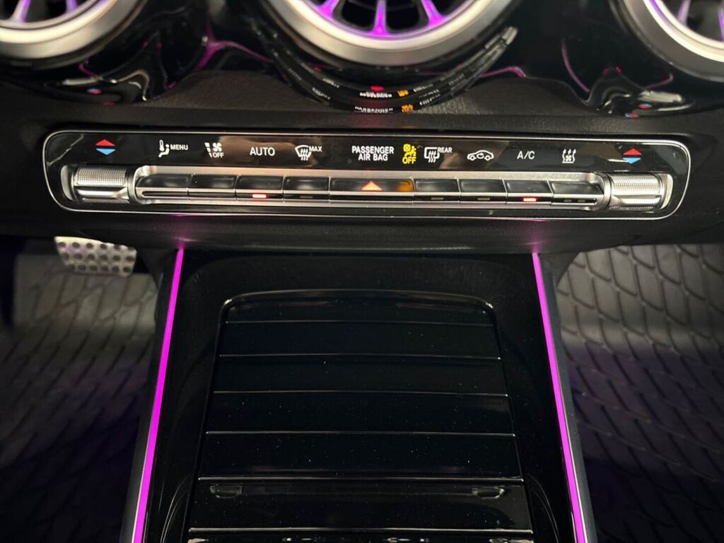 Mercedes-Benz EQB 2023 Musta