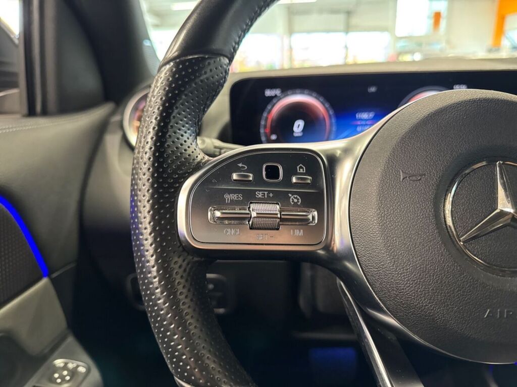 Mercedes-Benz EQA 2023 