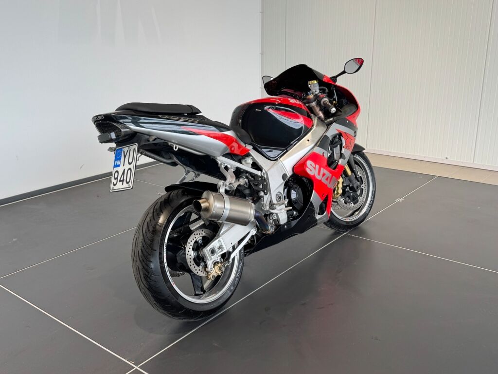 Suzuki GSX-R 2002 Valkoinen