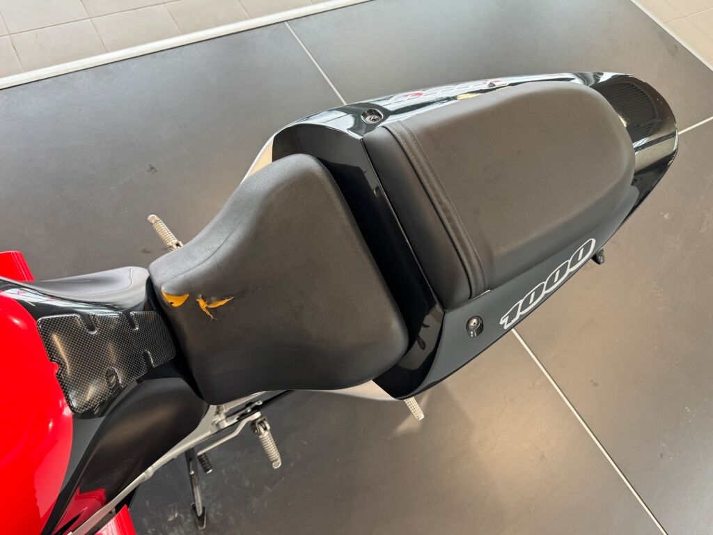 Suzuki GSX-R 2002 Valkoinen