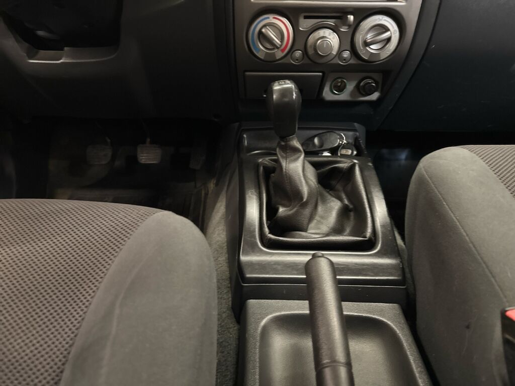 Isuzu D-Max 2008 Hopea