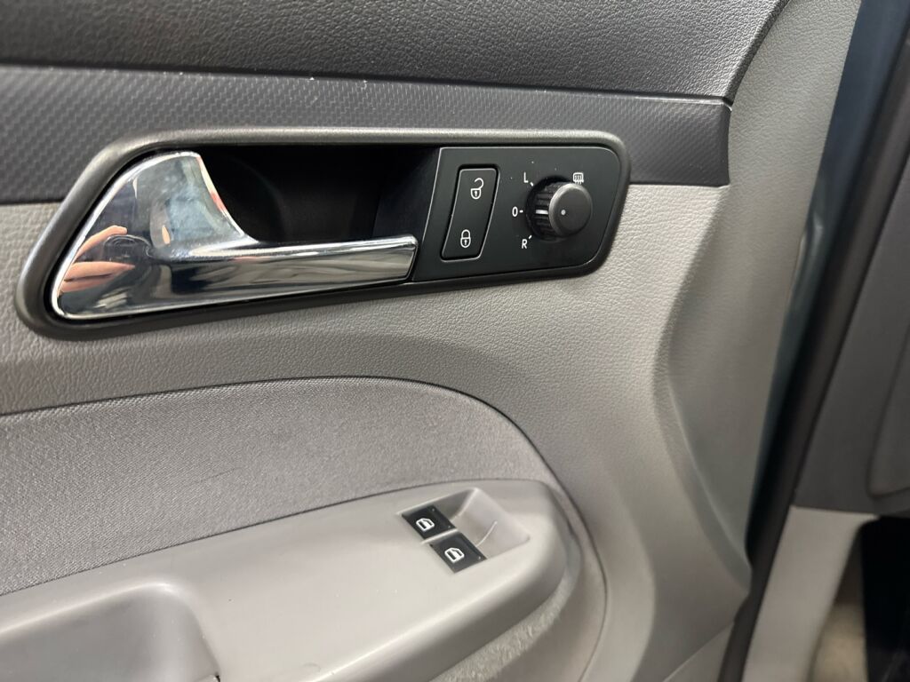 Volkswagen Caddy 2008 Harmaa