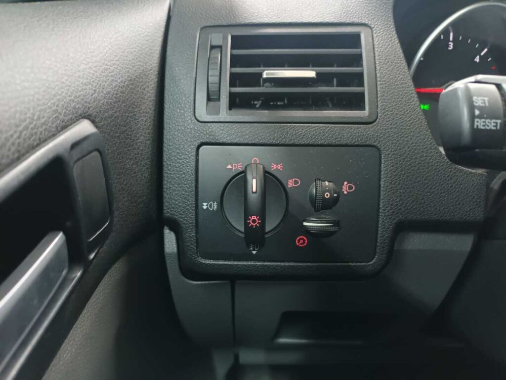 Ford Kuga 2009 Sininen