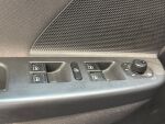 Volkswagen Golf 2008 Musta