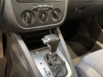 Volkswagen Golf 2008 Musta