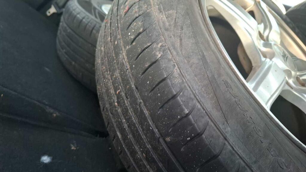 Kia Ceed 2010 Punainen