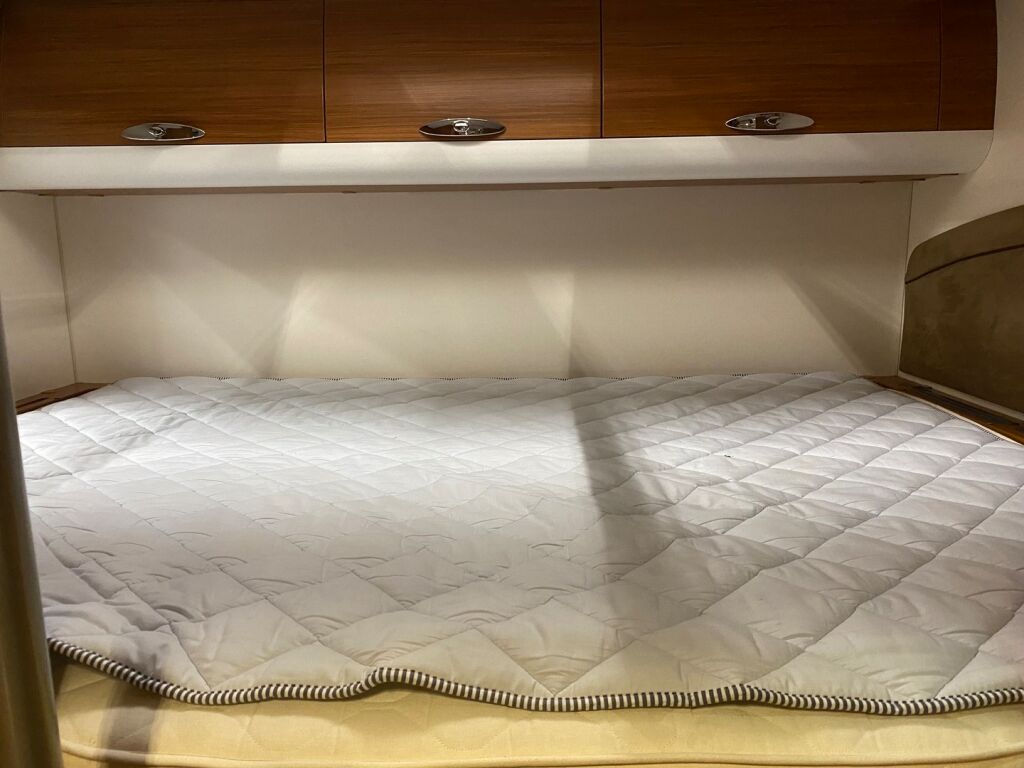 Adria MATRIX M 680SP 2010 Valkoinen