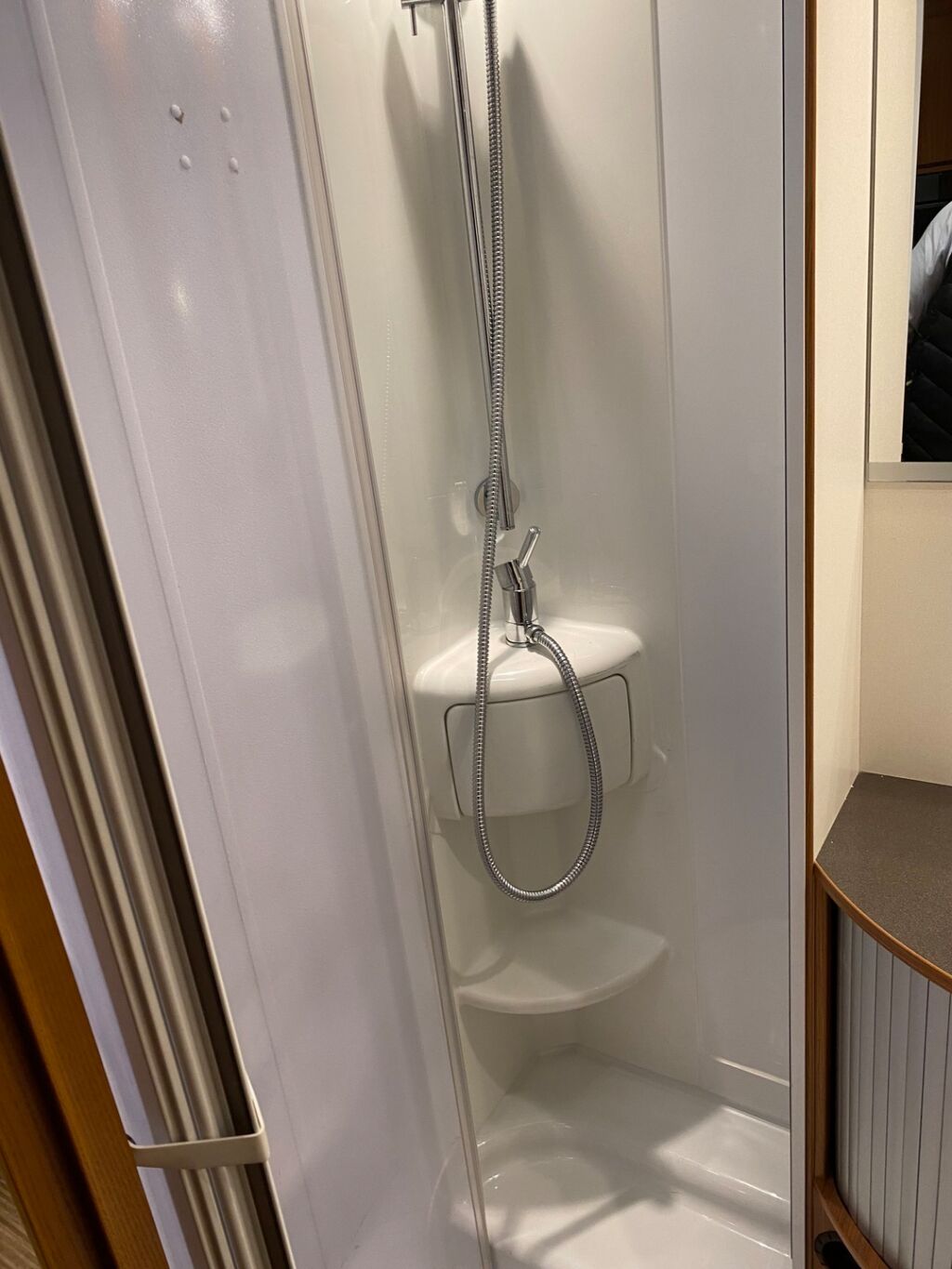 Adria MATRIX M 680SP 2010 Valkoinen