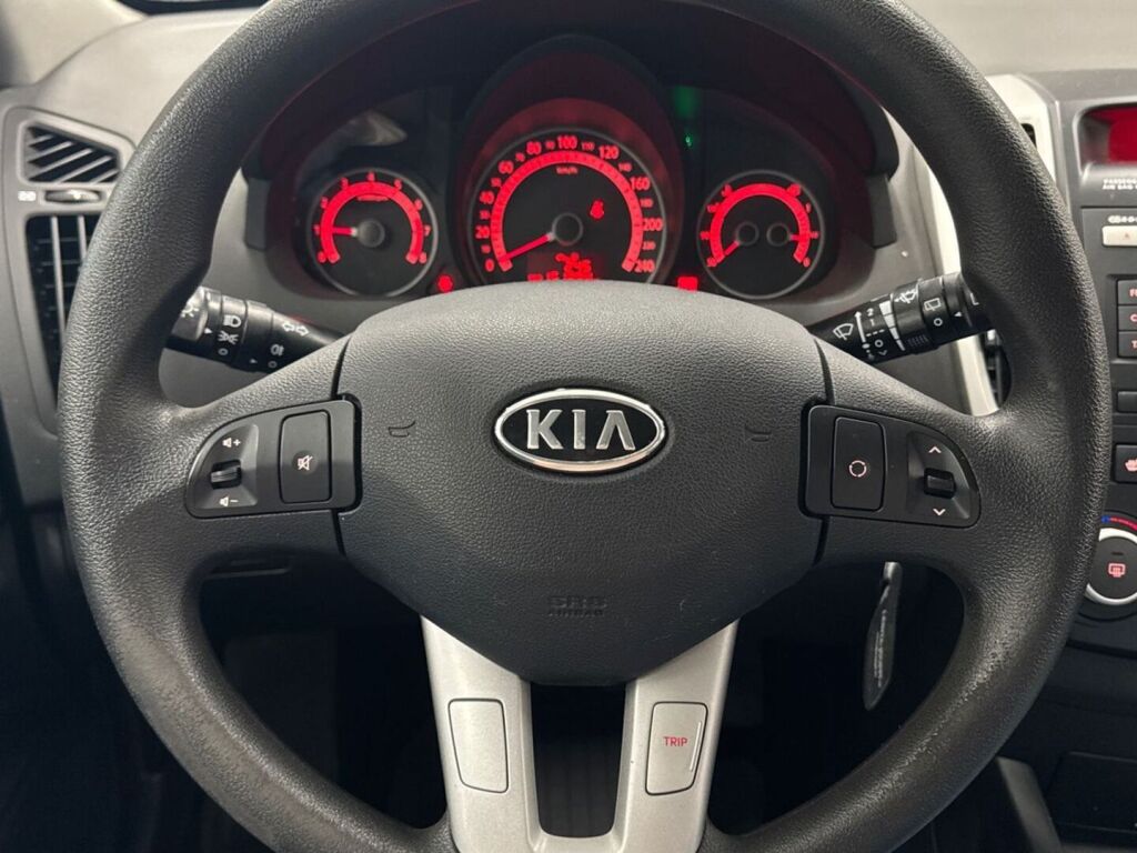 Kia Ceed 2010 Hopea