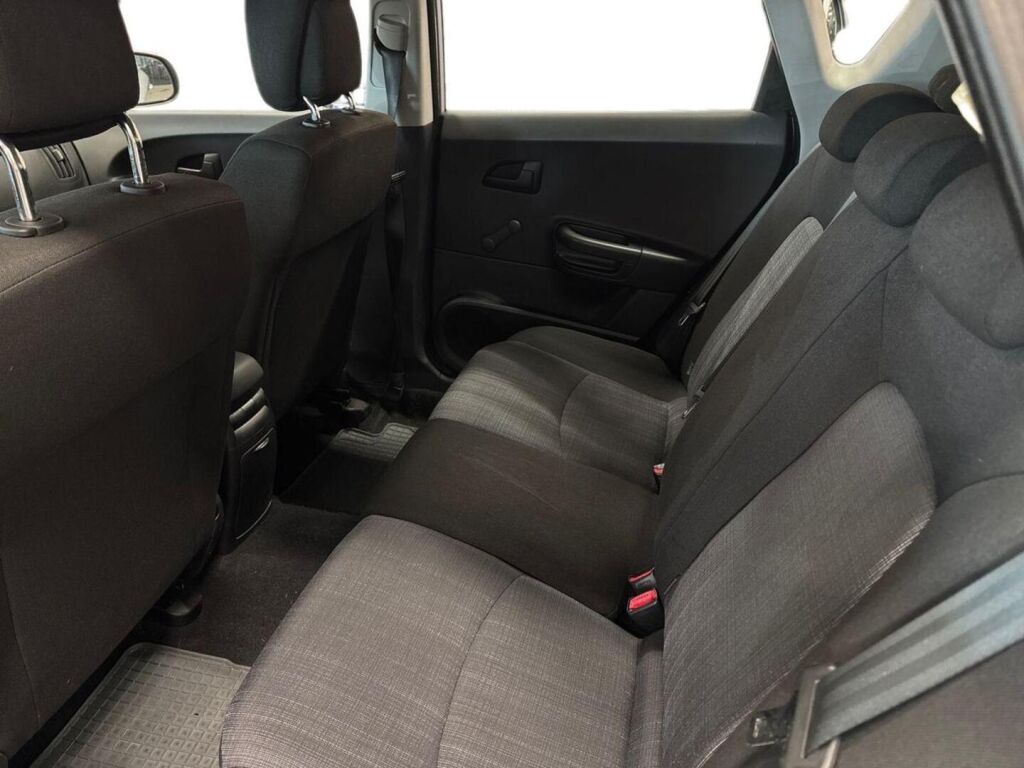 Kia Ceed 2010 Hopea