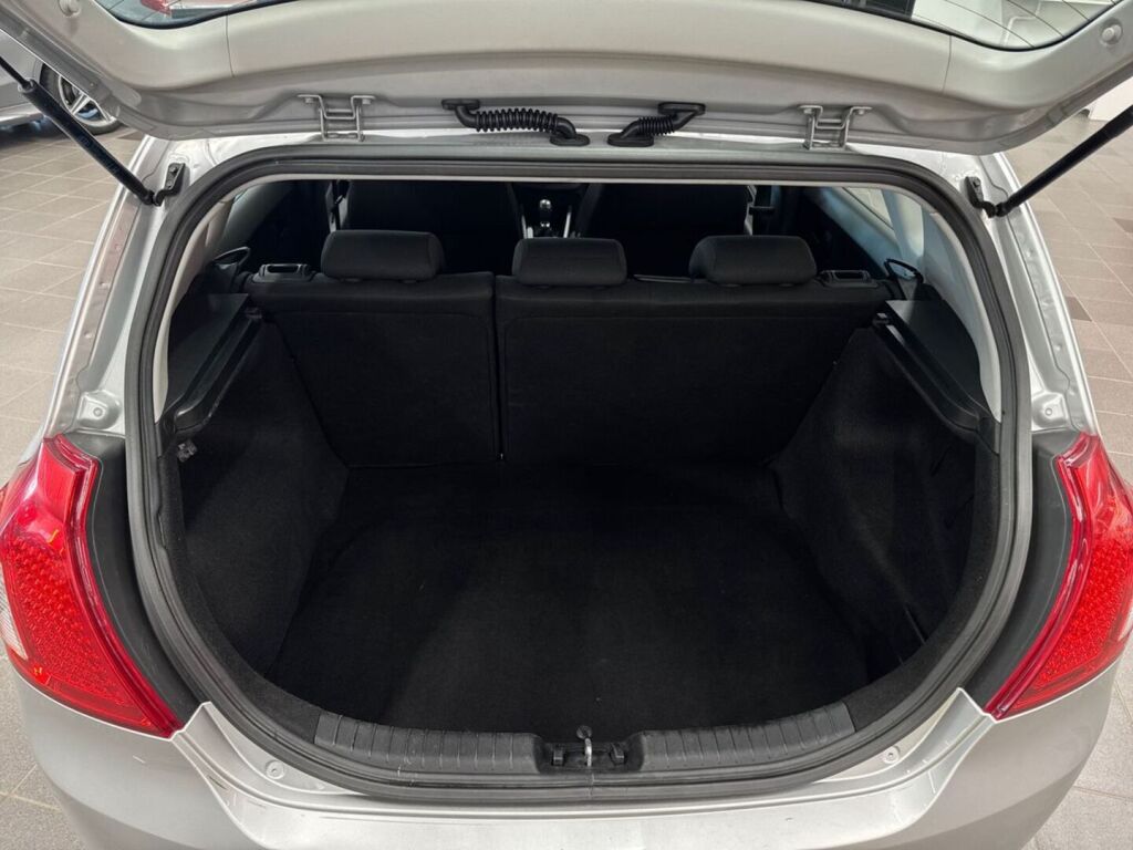 Kia Ceed 2010 Hopea