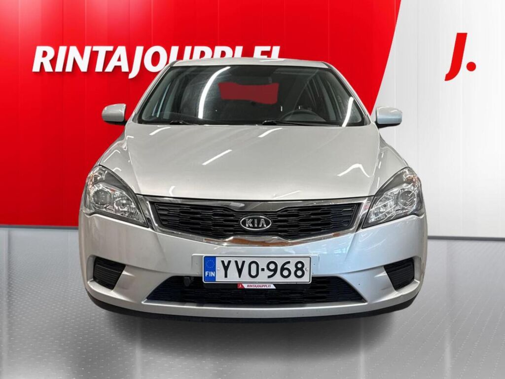 Kia Ceed 2010 Hopea