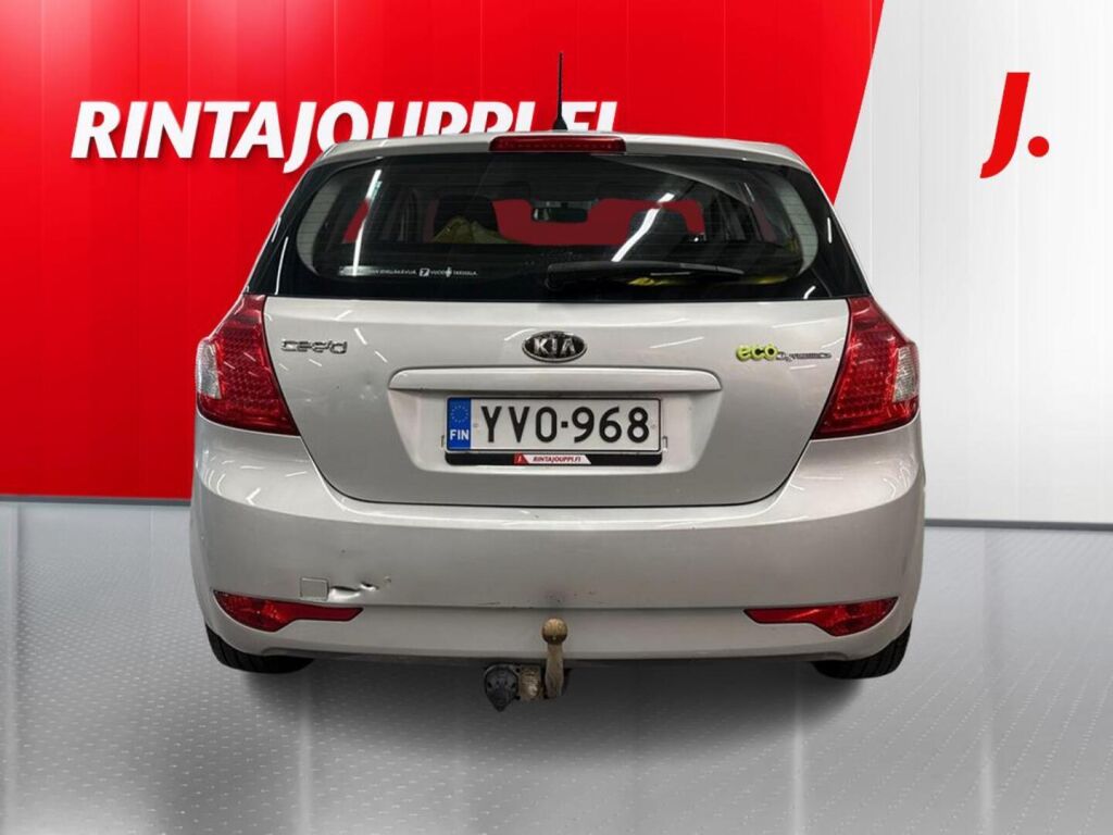 Kia Ceed 2010 Hopea