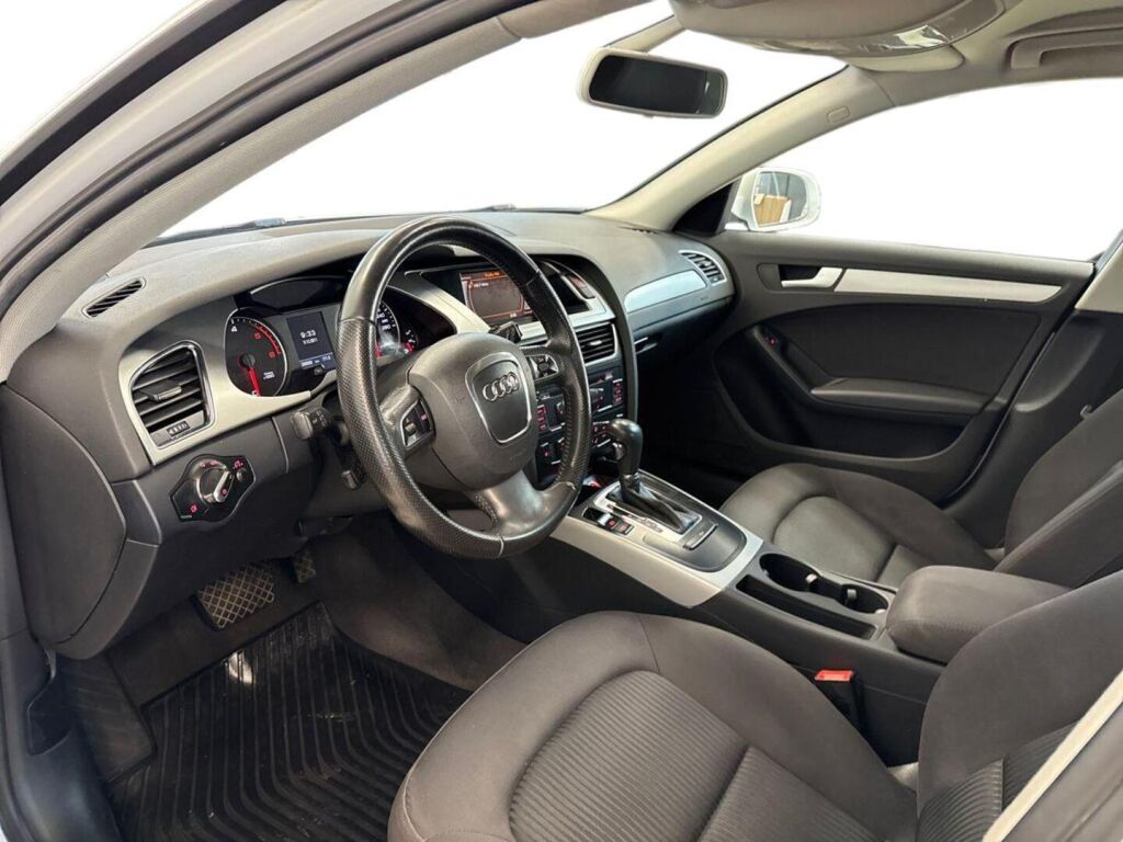Audi A4 2010 Valkoinen