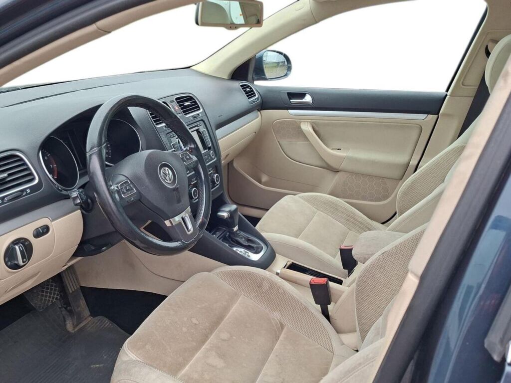 Volkswagen Golf 2009 Sininen