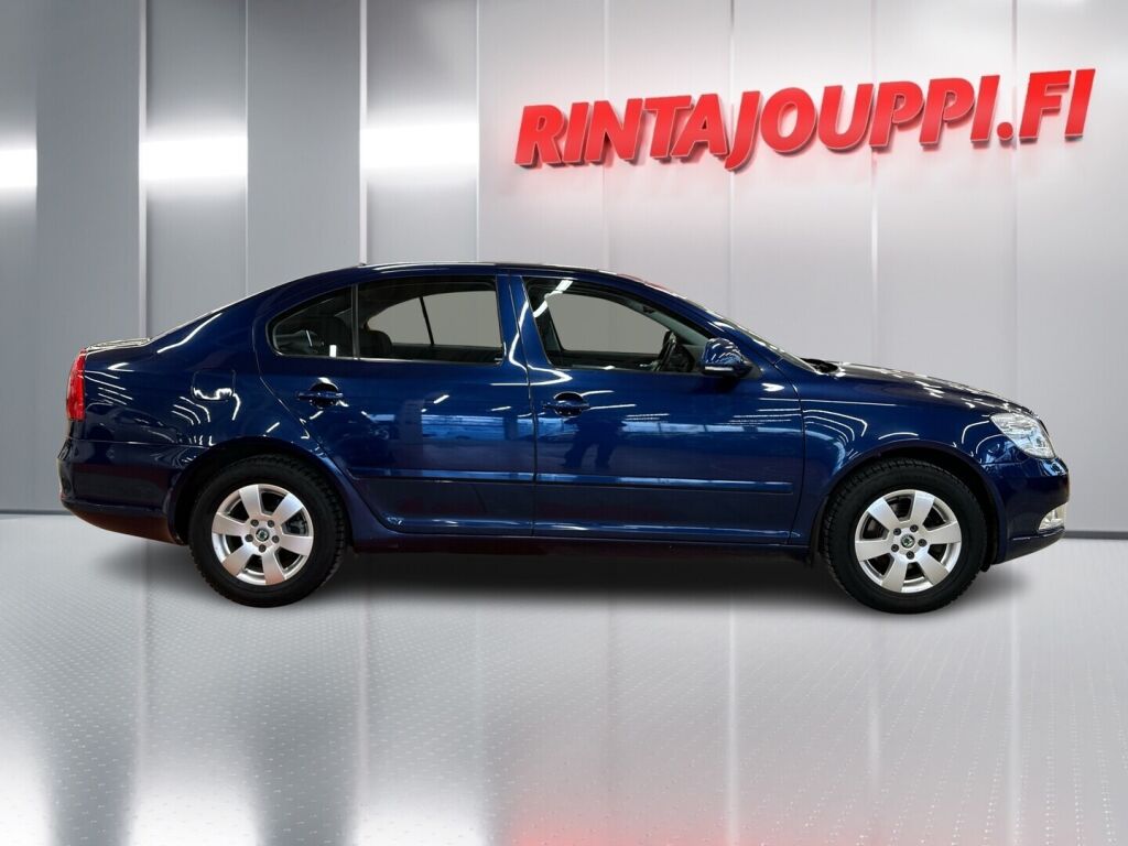 Skoda Octavia 2010 Sininen