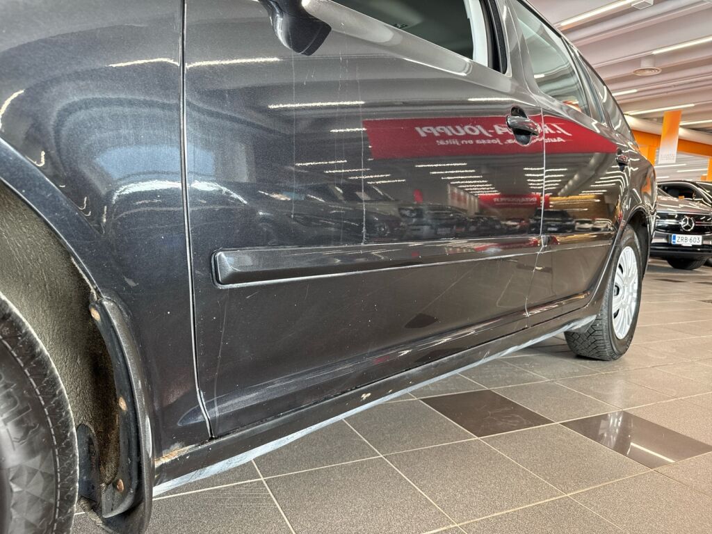 Skoda Octavia 2010 Musta