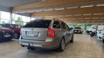 Skoda Octavia 2010 Ruskea (beige)