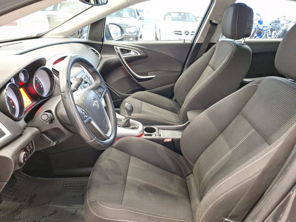 Opel Astra 2010 Harmaa