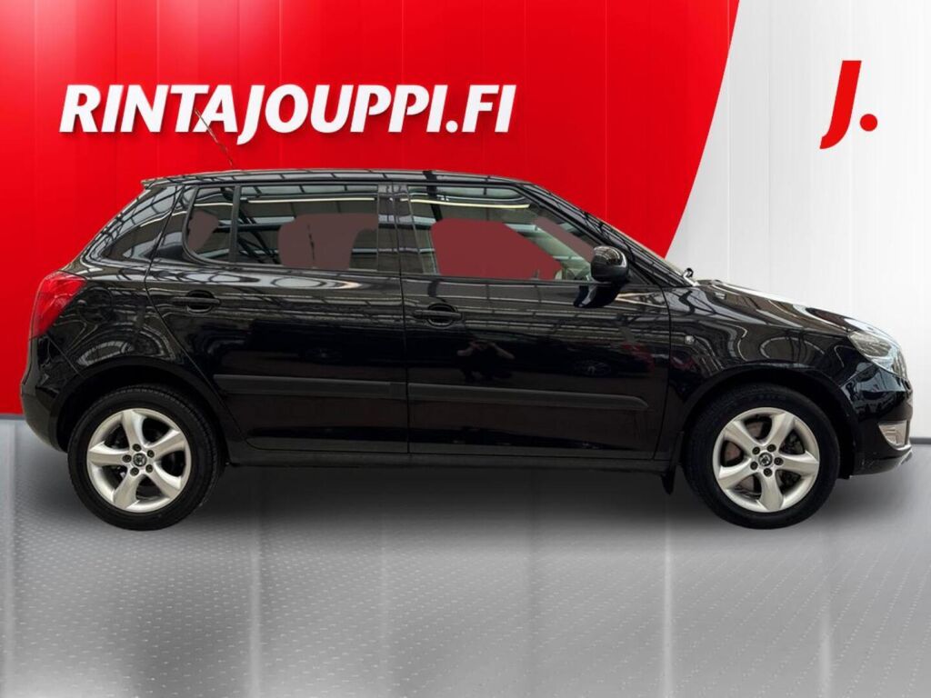 Skoda Fabia 2010 Musta