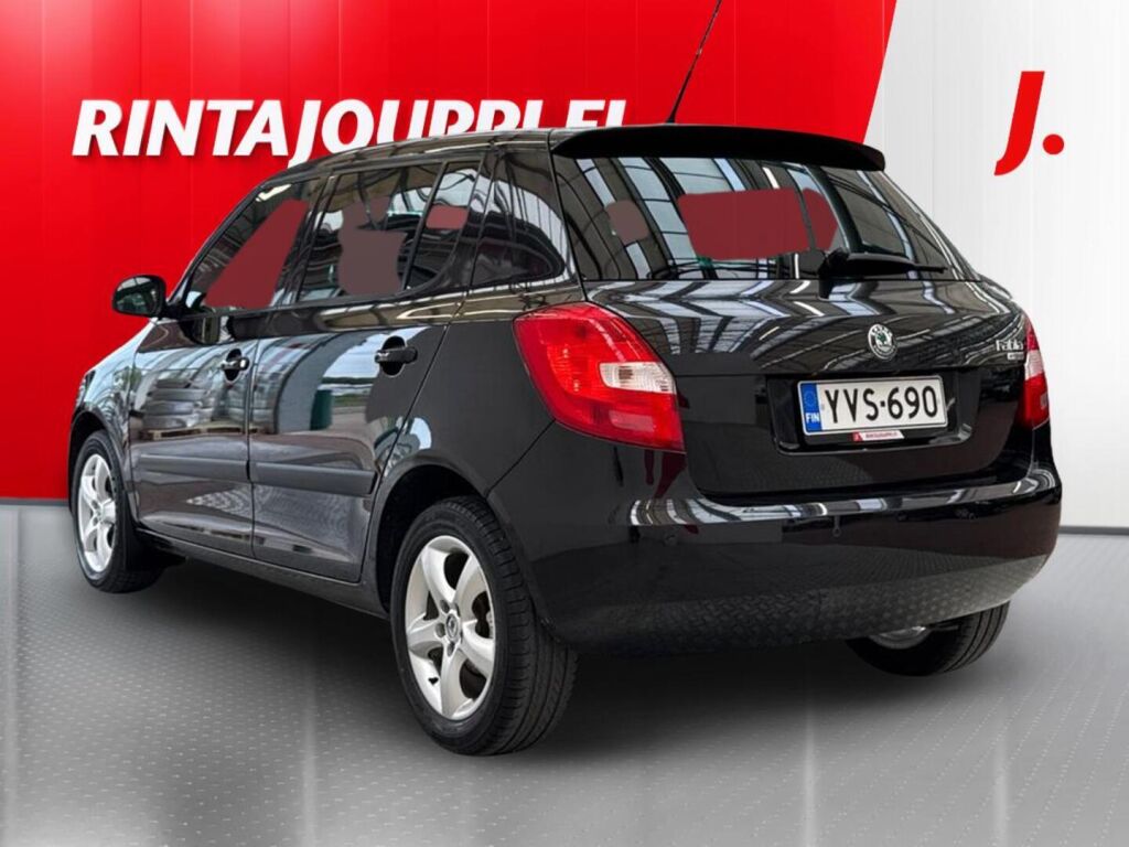Skoda Fabia 2010 Musta