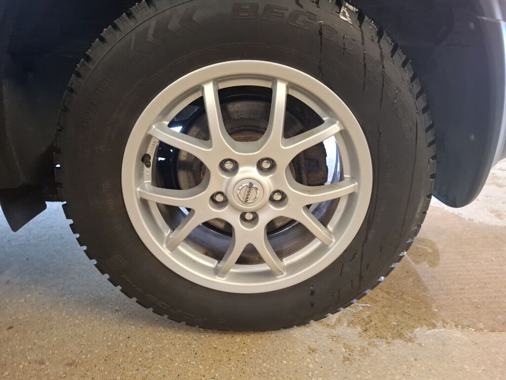 Nissan Qashqai 2010 Punainen