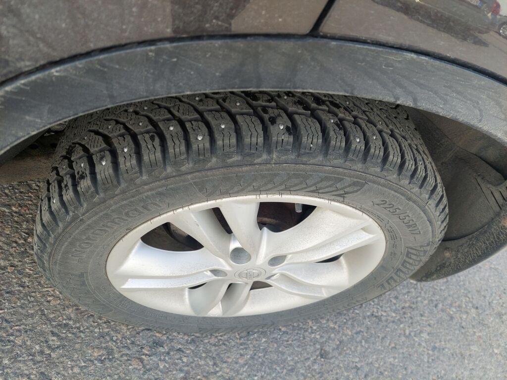 Nissan Qashqai+2 2011 Violetti