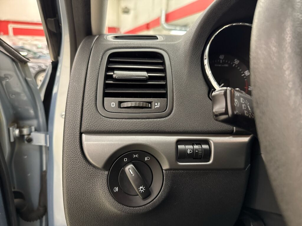 Skoda Yeti 2010 Sininen