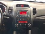 Kia Sorento 2010 Musta