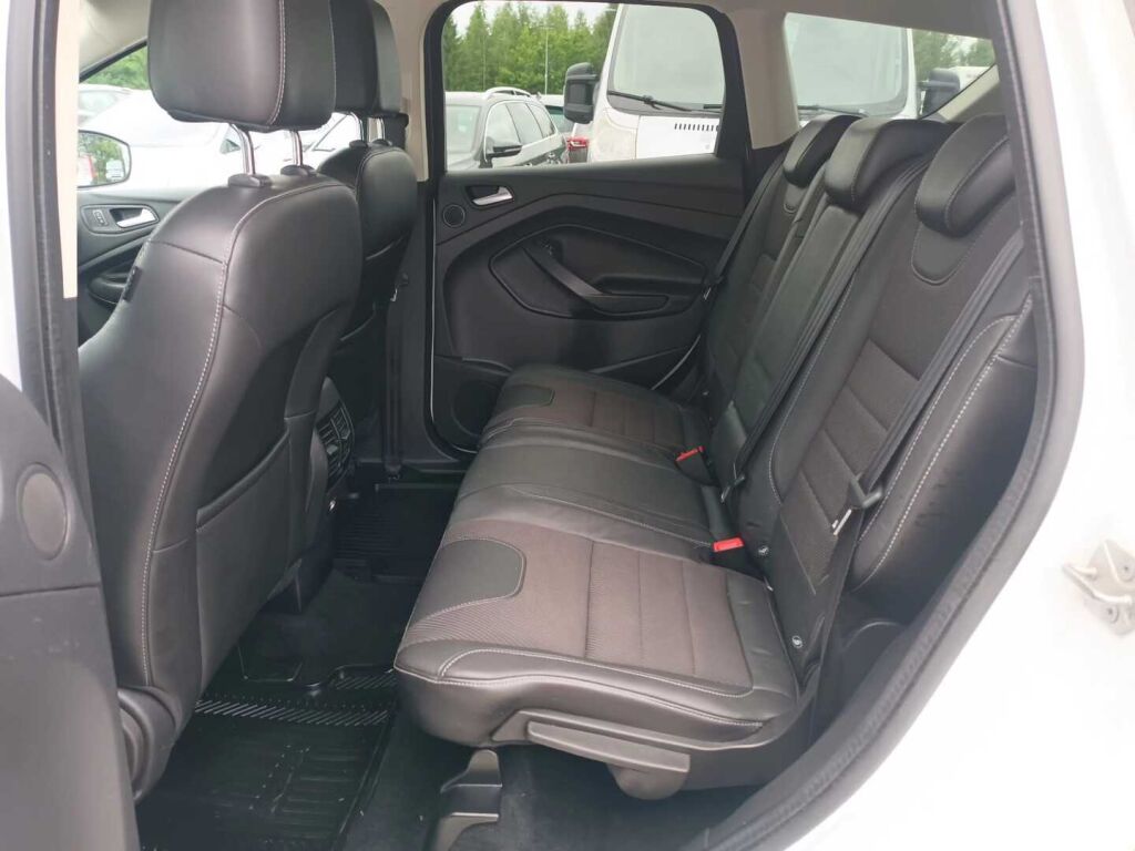 Ford Kuga 2013 Valkoinen