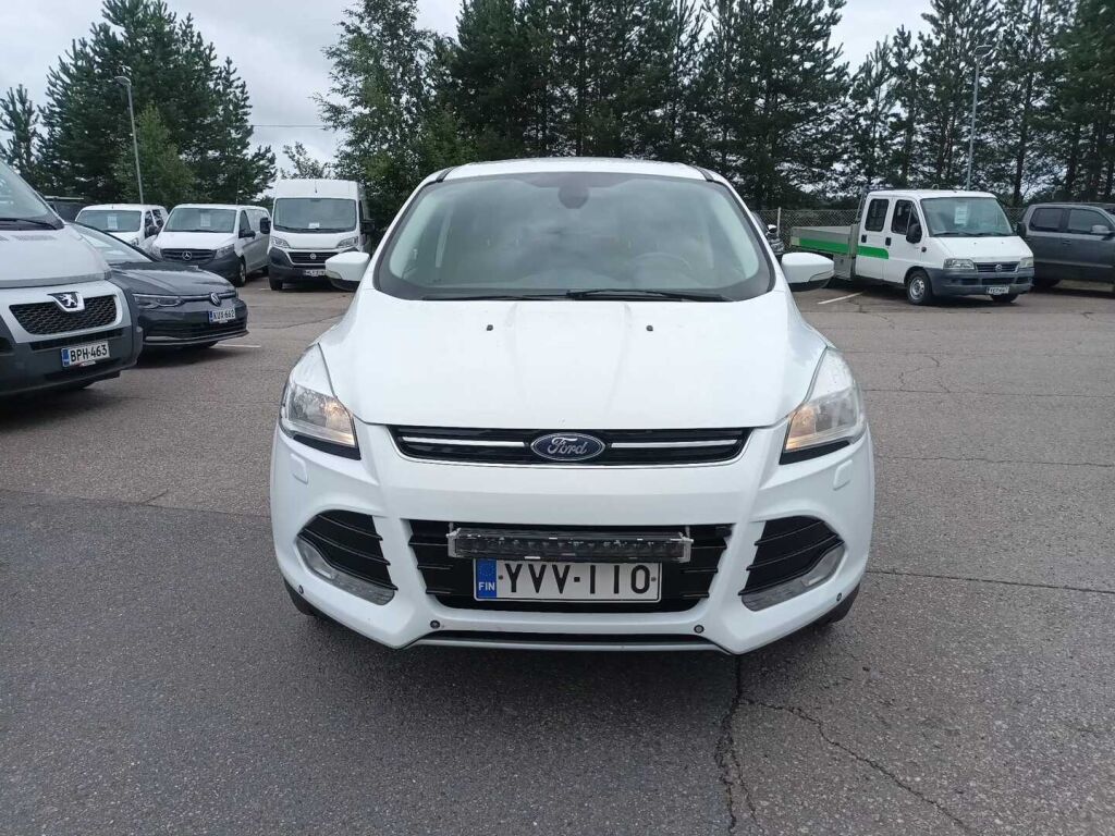 Ford Kuga 2013 Valkoinen