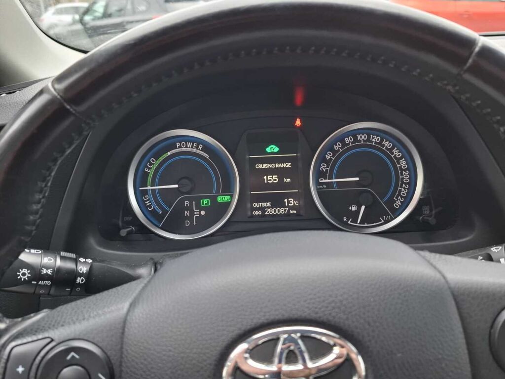 Toyota Auris 2013 Valkoinen