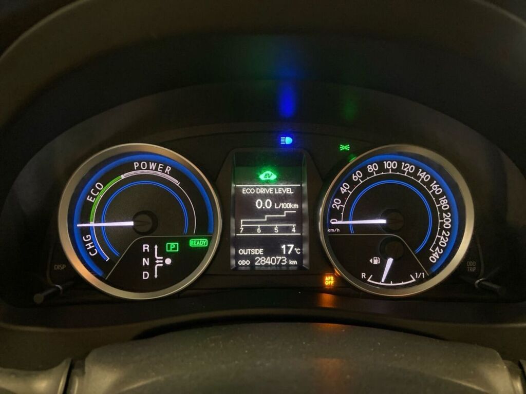 Toyota Auris 2013 Valkoinen