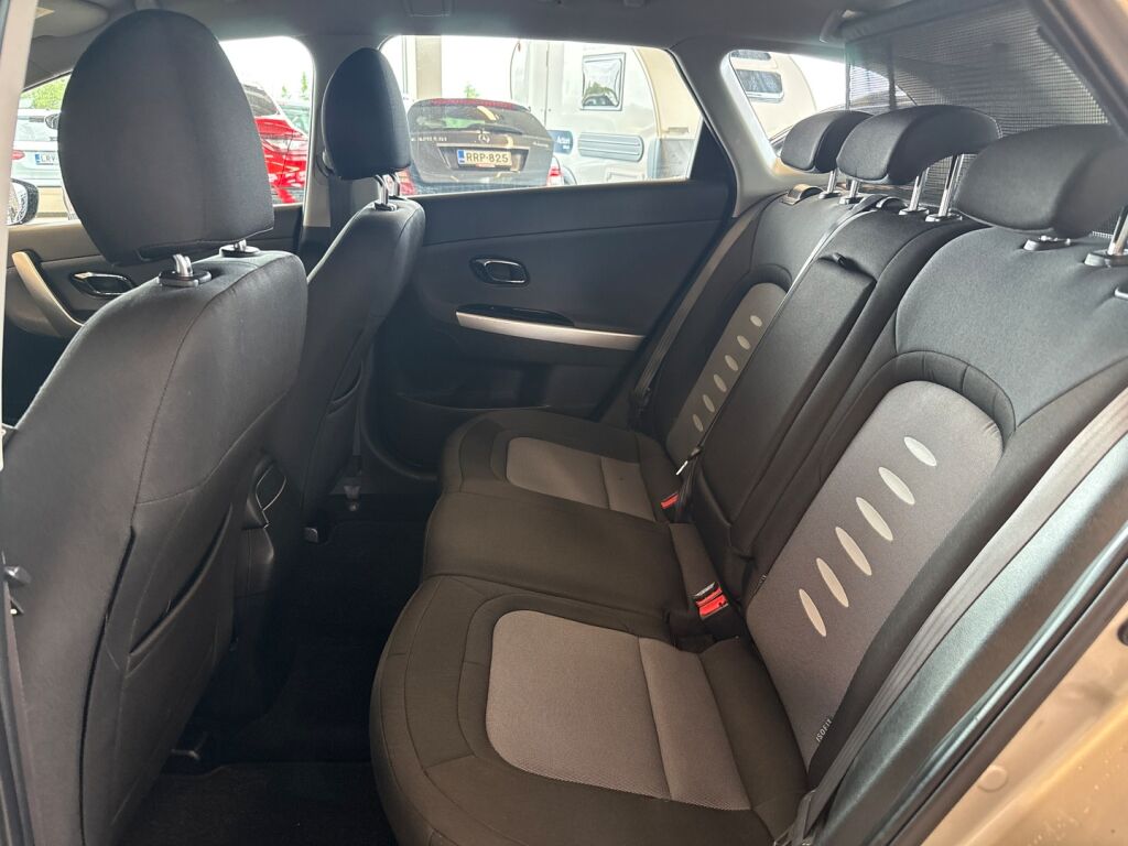 Kia Ceed 2013 Hopea